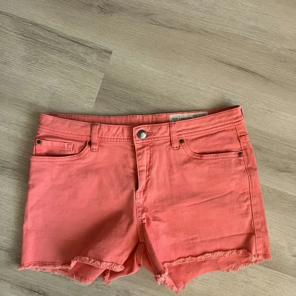 Jeans shorts - Picture 1 of 3